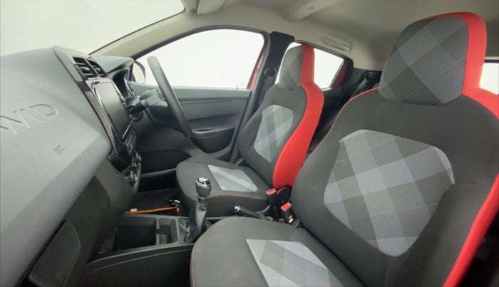 2020 Renault Kwid 1.0 RXT Opt, Petrol, Manual, 9,299 km, Right Side Front Door Cabin