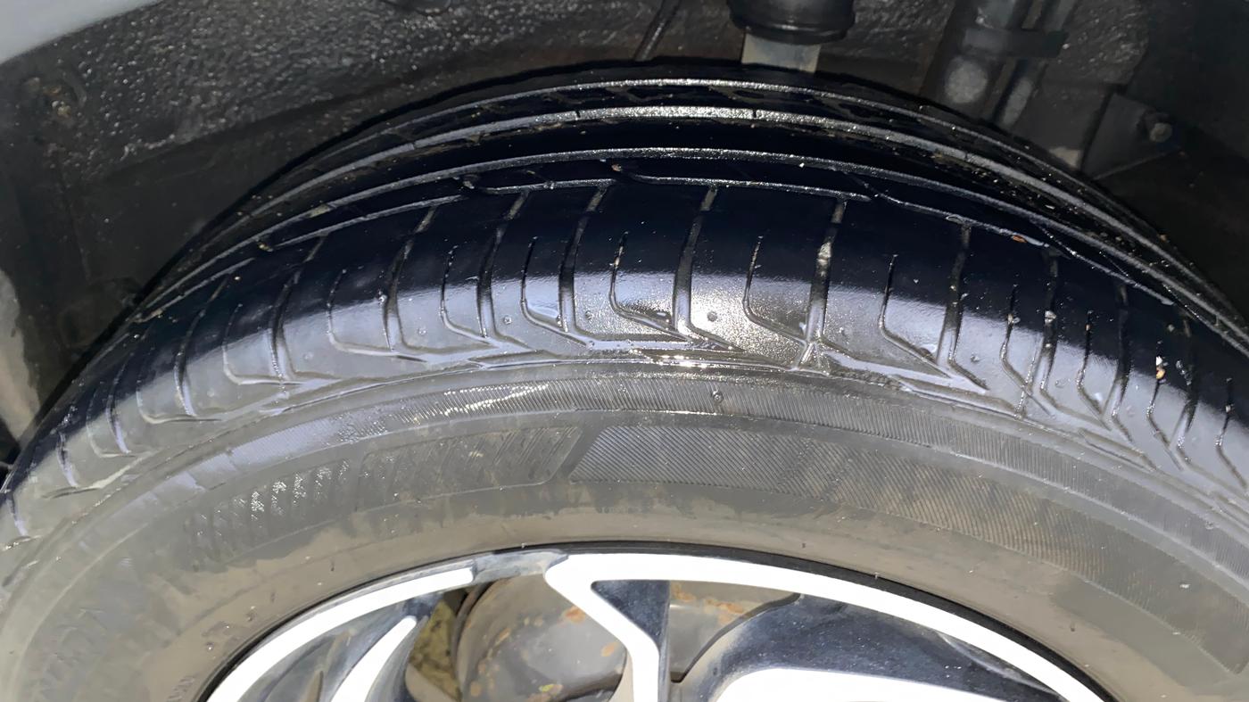2021 Tata NEXON XMA SUNROOF PETROL, Petrol, Automatic, 79,203 km, Left Rear Tyre Tread