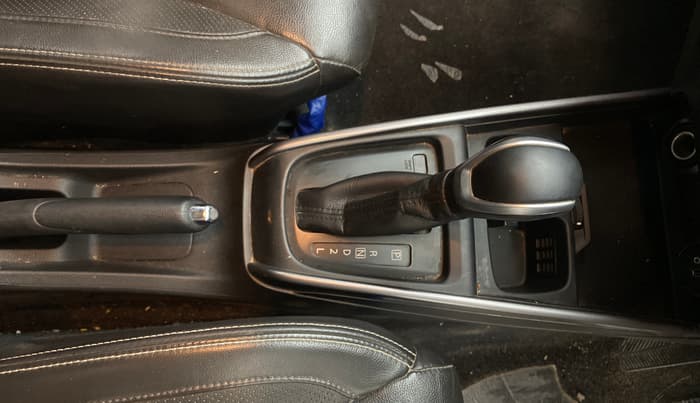2021 Maruti XL6 ALPHA AT, Petrol, Automatic, 37,701 km, Gear Lever