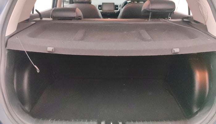 2021 Hyundai VENUE S+ 1.2, Petrol, Manual, 39,267 km, Boot Inside