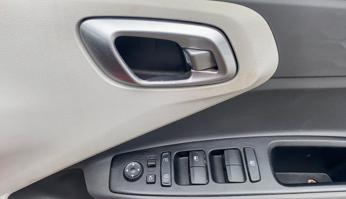 2021 Hyundai GRAND I10 NIOS SPORTZ AMT 1.2 KAPPA VTVT, Petrol, Automatic, 32,935 km, Driver Side Door Panels Control