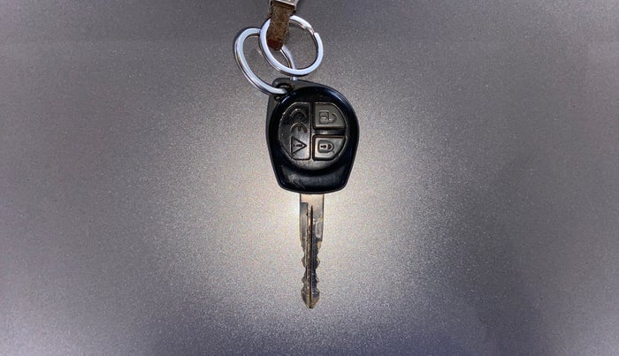 2022 Maruti Celerio ZXI, CNG, Manual, 94,367 km, Key Close Up