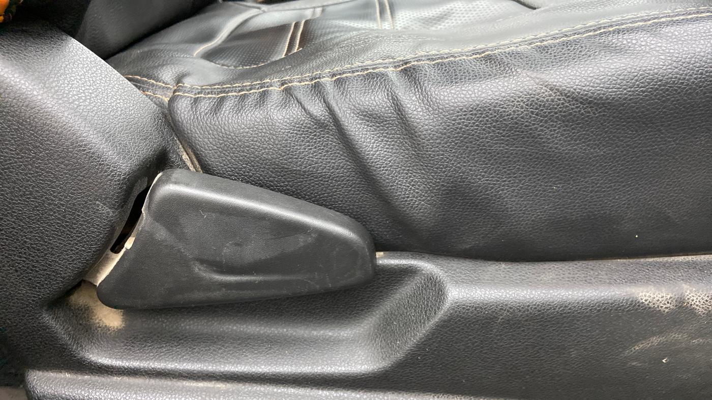 2019 Renault Kwid CLIMBER 1.0, Petrol, Manual, 43,183 km, Driver Side Adjustment Panel