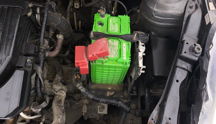 2014 Maruti Swift VXI, Petrol, Manual, 22,796 km, Engine View - Left