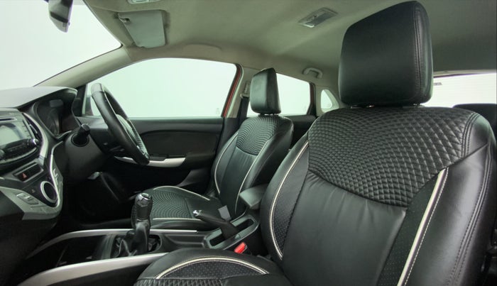 2016 Maruti Baleno ZETA 1.2 K12, Petrol, Manual, 57,076 km, Right Side Front Door Cabin