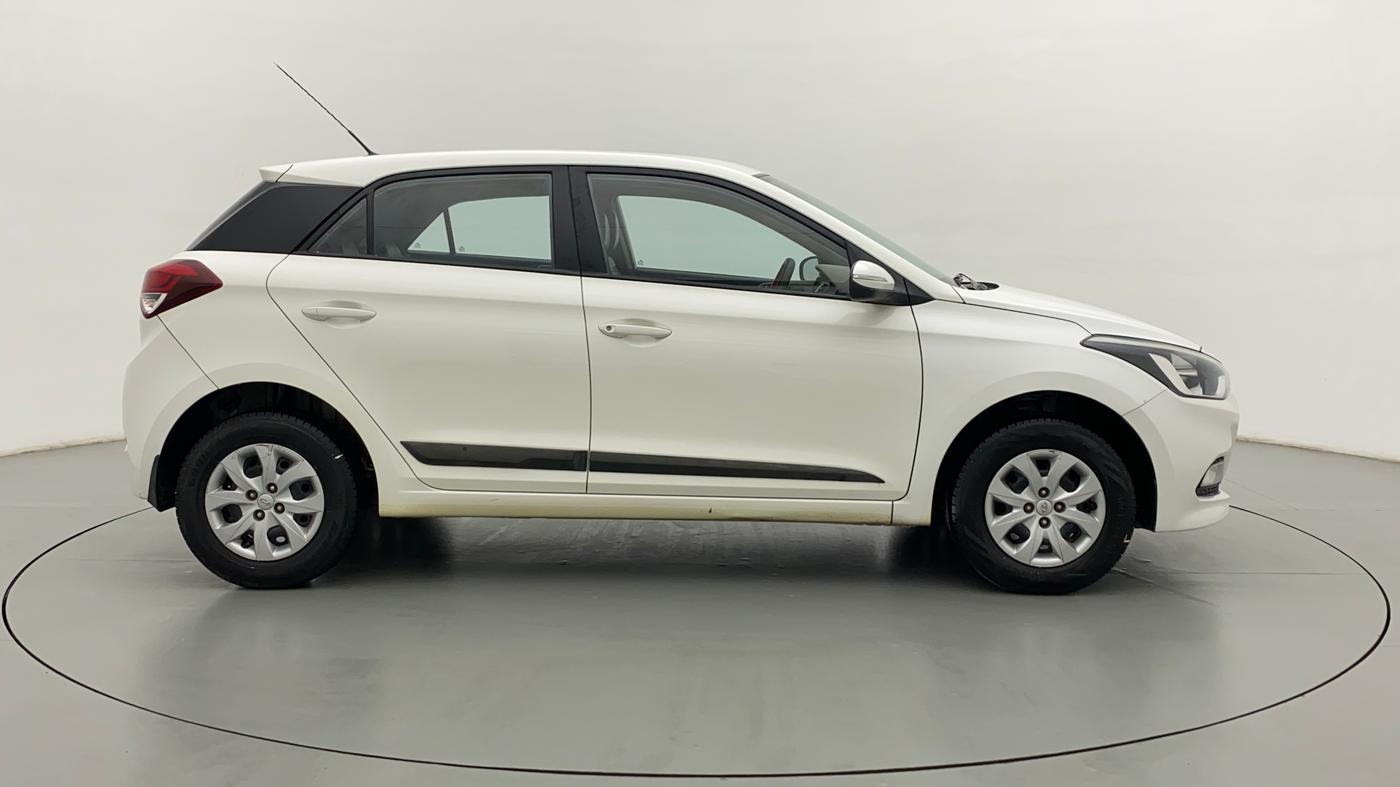 2015 Hyundai Elite i20 SPORTZ 1.2, Petrol, Manual, 54,629 km, Right Side View