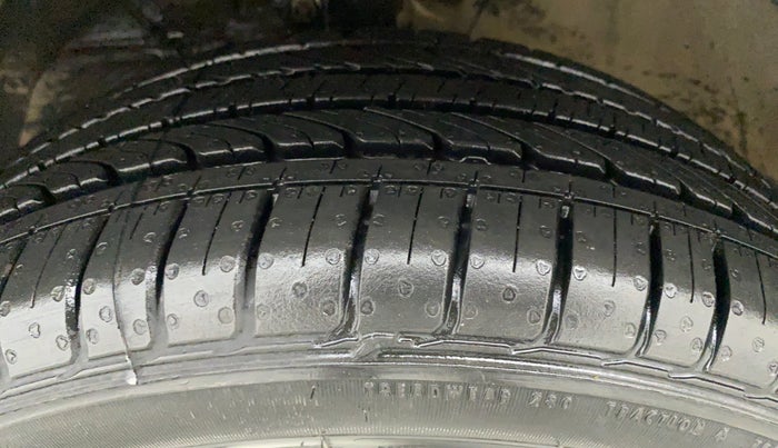 2019 Maruti Baleno ZETA PETROL 1.2, Petrol, Manual, 74,030 km, Left Front Tyre Tread