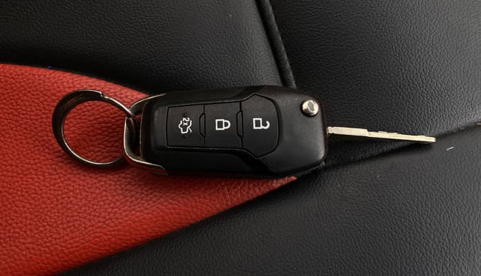 2015 Ford Figo Aspire TITANIUM 1.5 PETROL AT, Petrol, Automatic, 70,423 km, Key Close Up