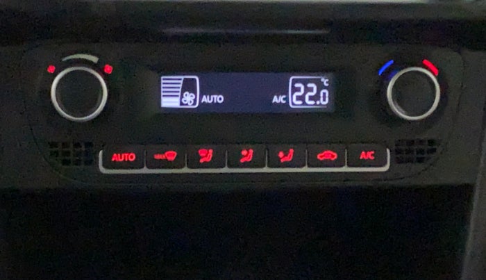 2016 Volkswagen Vento COMFORTLINE 1.2 TSI AT, Petrol, Automatic, 67,370 km, Automatic Climate Control