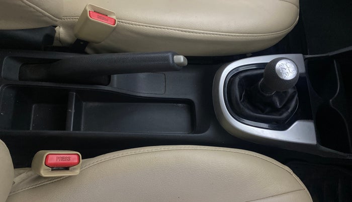 2016 Honda Jazz 1.2L I-VTEC V, Petrol, Manual, 69,419 km, Gear Lever