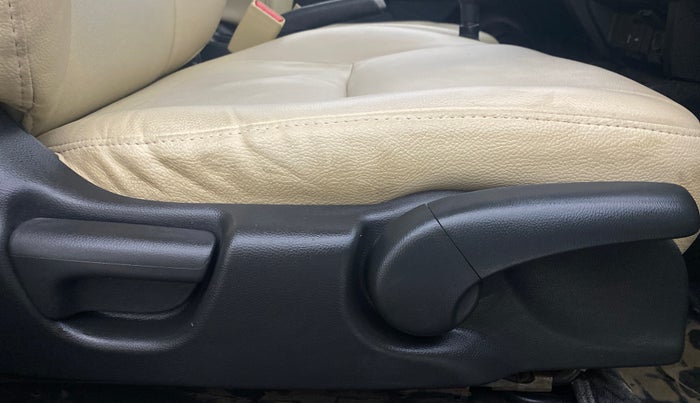 2016 Honda Jazz 1.2L I-VTEC V, Petrol, Manual, 69,419 km, Driver Side Adjustment Panel