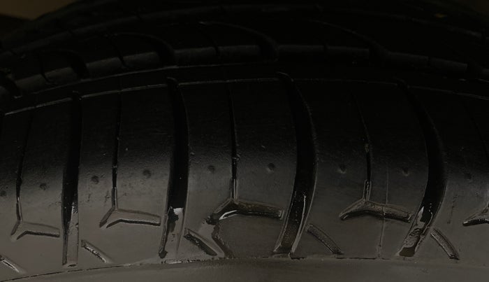 2016 Honda Jazz 1.2L I-VTEC V, Petrol, Manual, 69,419 km, Right Rear Tyre Tread