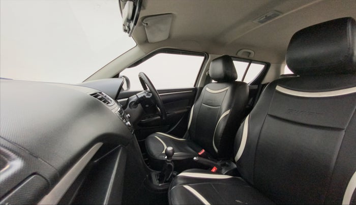 2017 Maruti Swift VXI, Petrol, Manual, 77,191 km, Right Side Front Door Cabin