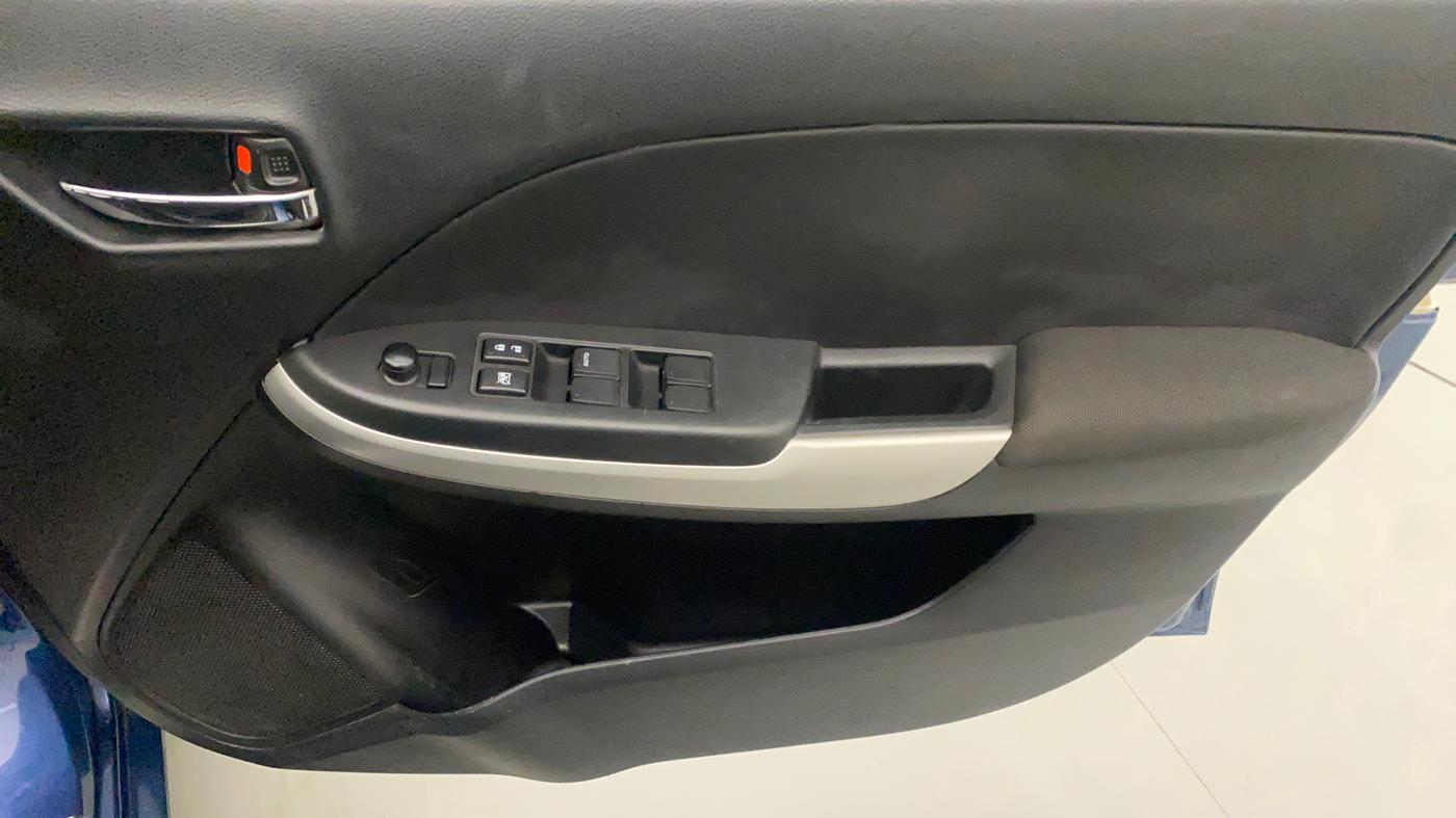 2016 Maruti Baleno DELTA PETROL 1.2, Petrol, Manual, 59,679 km, Driver Side Door Panels Control