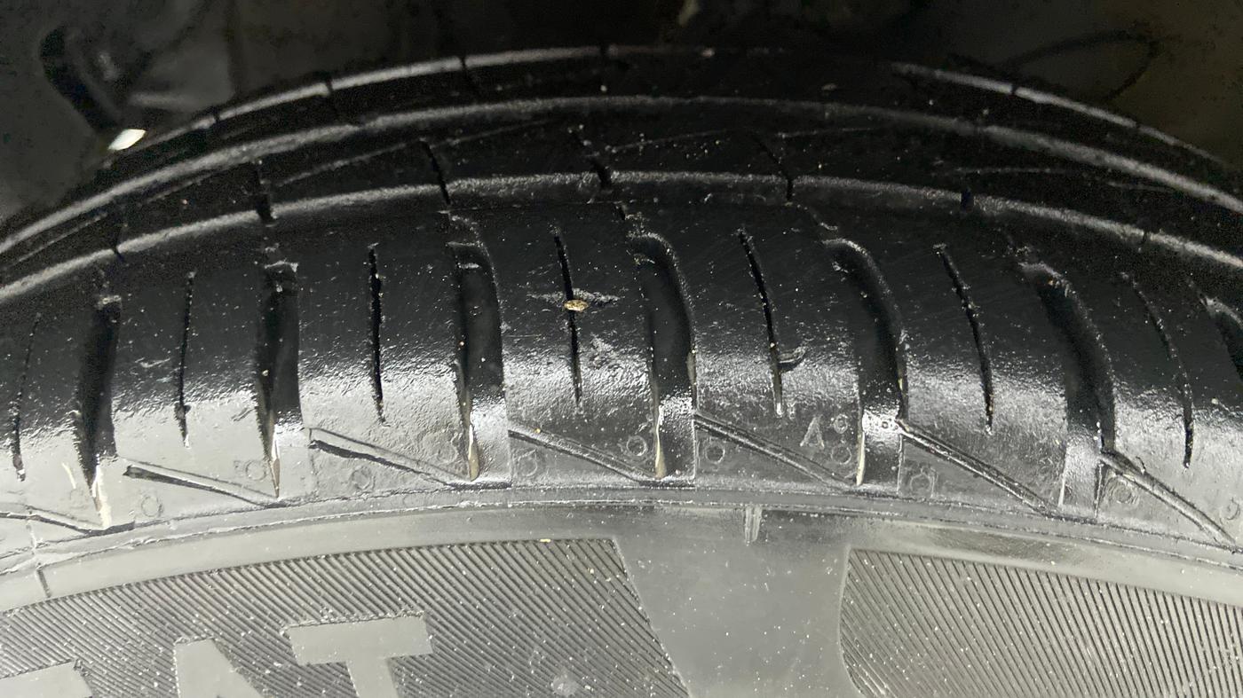 2021 Hyundai NEW SANTRO SPORTZ EXECUTIVE CNG, CNG, Manual, 21,462 km, Left Front Tyre Tread