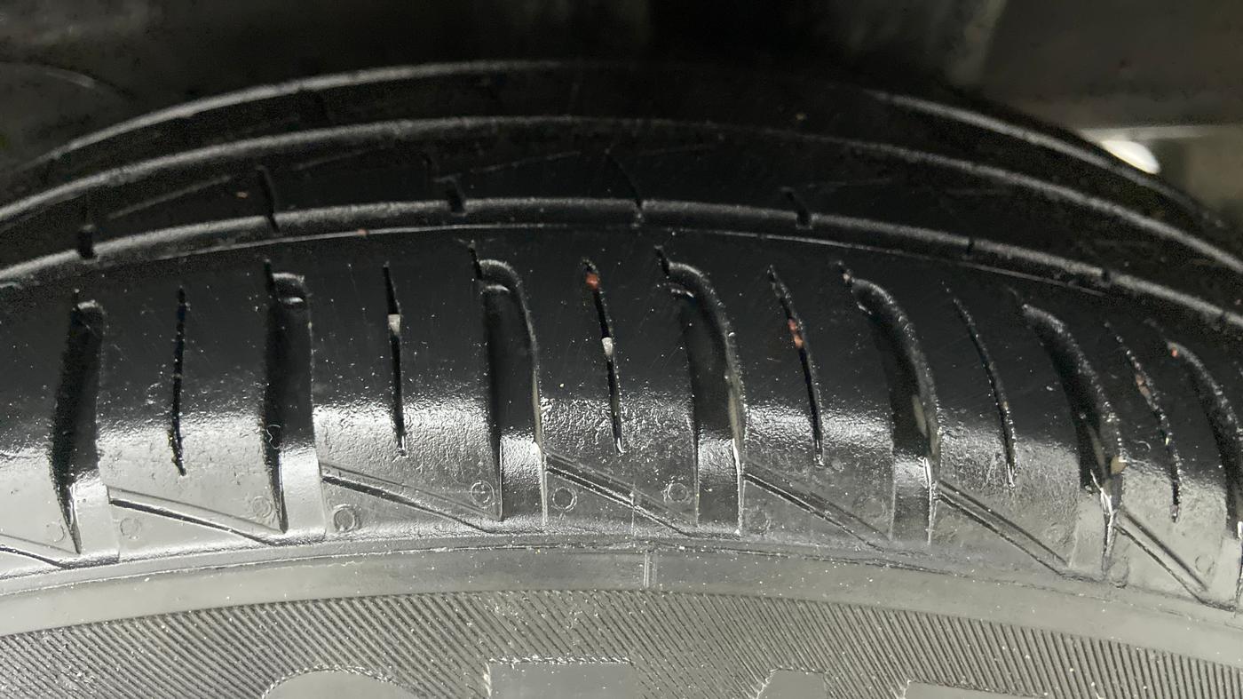 2021 Hyundai NEW SANTRO SPORTZ EXECUTIVE CNG, CNG, Manual, 21,462 km, Left Rear Tyre Tread