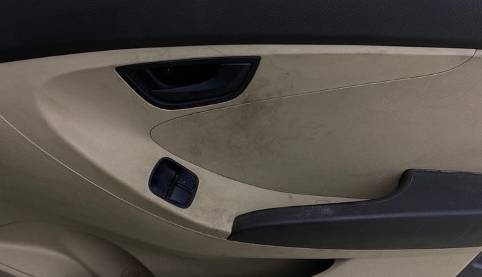 2016 Hyundai Eon ERA +, Petrol, Manual, 66,217 km, Driver Side Door Panels Control