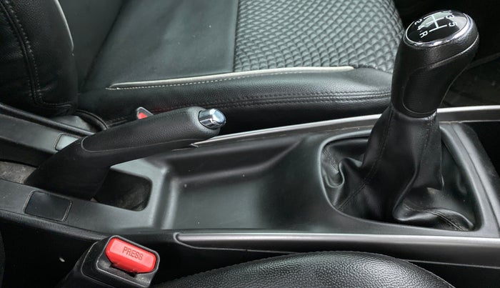 2019 Maruti Baleno ALPHA 1.2 K12, Petrol, Manual, 27,955 km, Gear Lever