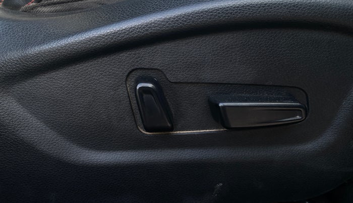 2019 KIA SELTOS GTX PLUS 1.4 PETROL, Petrol, Manual, 82,336 km, Driver Side Adjustment Panel