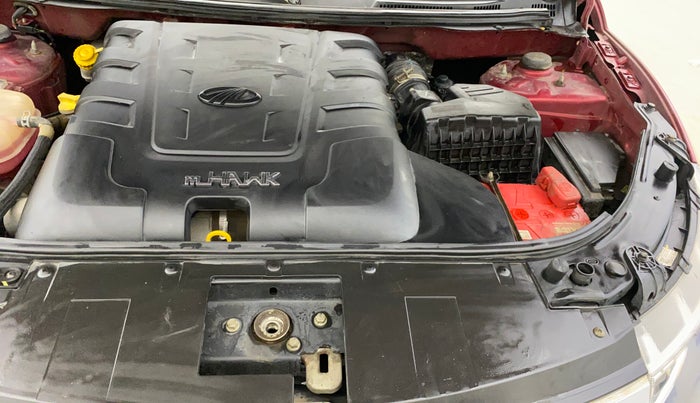 2019 Mahindra XUV500 W9 AT, Diesel, Automatic, 37,942 km, Engine View - Left