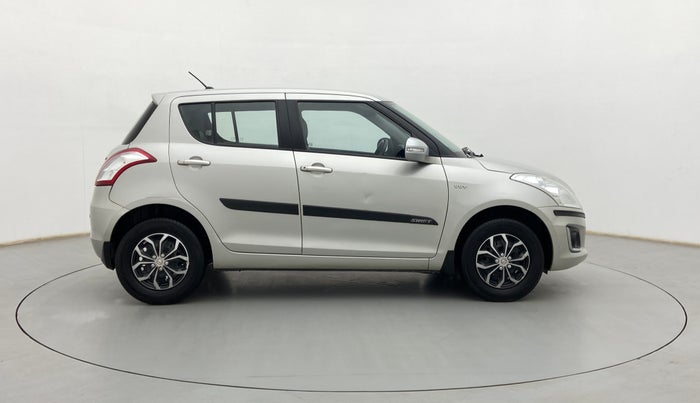 2017 Maruti Swift VXI, Petrol, Manual, 45,696 km, Right Side View