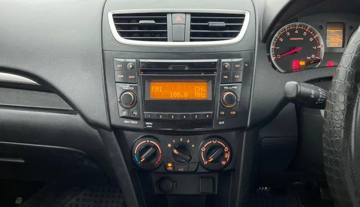 2017 Maruti Swift VXI, Petrol, Manual, 45,696 km, Air Conditioner