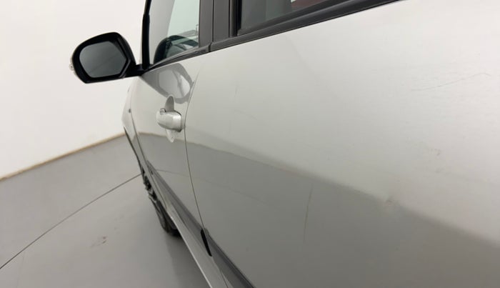 2017 Maruti Swift VXI, Petrol, Manual, 45,696 km, Rear left door - Slightly dented