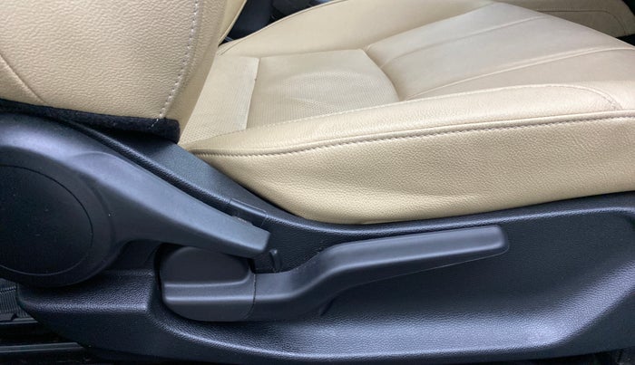 2020 Honda City ZX CVT, Petrol, Automatic, 13,505 km, Driver Side Adjustment Panel