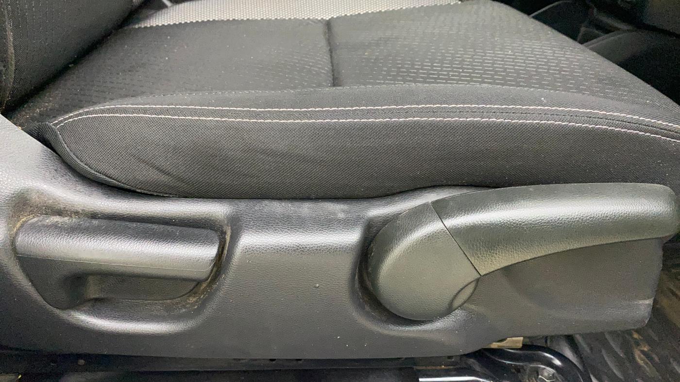 2018 Honda WR-V 1.2L I-VTEC VX MT, Petrol, Manual, 72,678 km, Driver Side Adjustment Panel