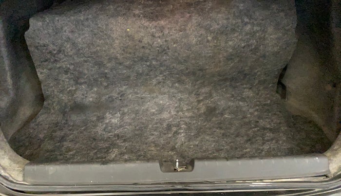 2016 Honda City 1.5L I-VTEC SV, CNG, Manual, 90,298 km, Boot Inside