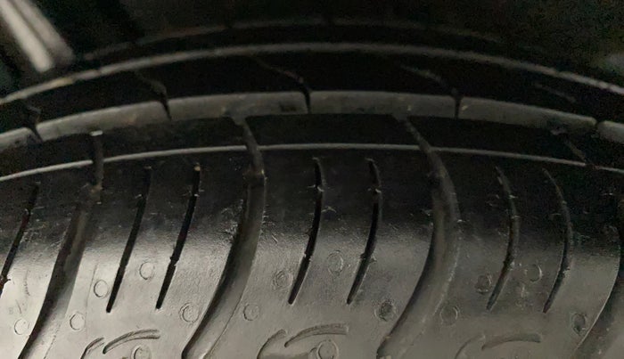 2021 Maruti Baleno DELTA PETROL 1.2, Petrol, Manual, 21,736 km, Right Rear Tyre Tread