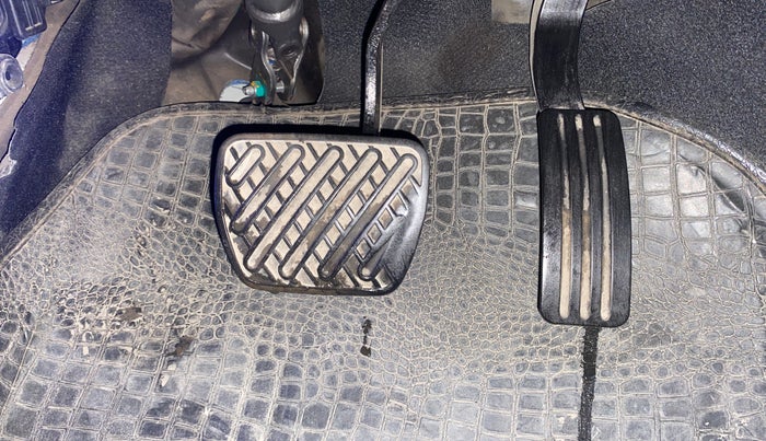 2017 Renault Duster RXS CVT, Petrol, Automatic, 22,426 km, Pedals