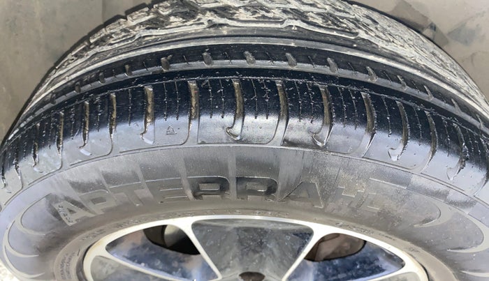 2017 Renault Duster RXS CVT, Petrol, Automatic, 22,426 km, Right Front Tyre Tread