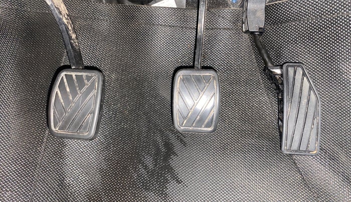 2018 Maruti Baleno ZETA PETROL 1.2, Petrol, Manual, 34,156 km, Pedals