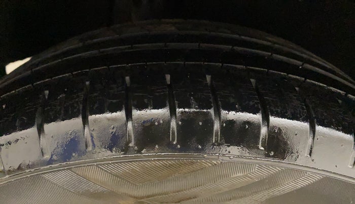 2018 Maruti Baleno ZETA PETROL 1.2, Petrol, Manual, 34,156 km, Right Rear Tyre Tread