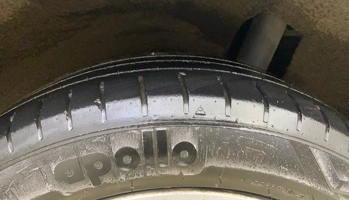 2015 Maruti Baleno ALPHA PETROL 1.2, CNG, Manual, 1,33,150 km, Left Rear Tyre Tread