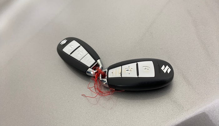 2015 Maruti Baleno ALPHA PETROL 1.2, CNG, Manual, 1,33,150 km, Key Close Up