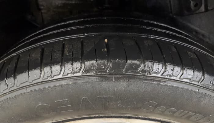 2018 Tata NEXON XZ PLUS PETROL, Petrol, Manual, 93,267 km, Right Rear Tyre Tread