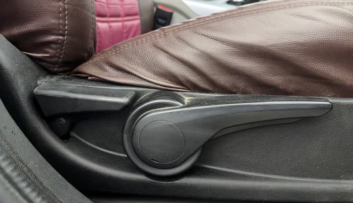 2018 Tata NEXON XZ PLUS PETROL, Petrol, Manual, 93,267 km, Driver Side Adjustment Panel