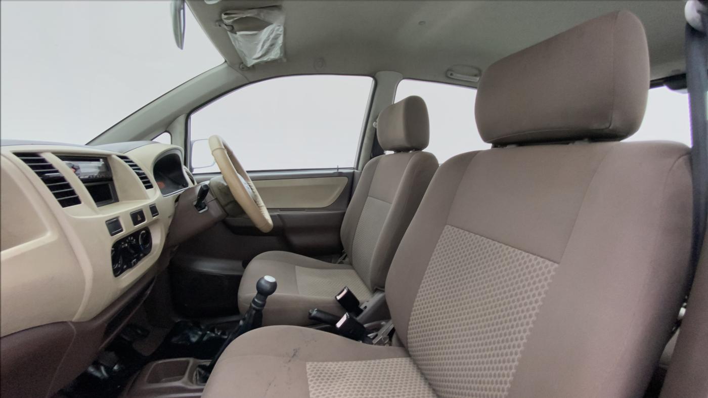 2010 Maruti Zen Estilo LXI, Petrol, Manual, 31,247 km, Right Side Front Door Cabin