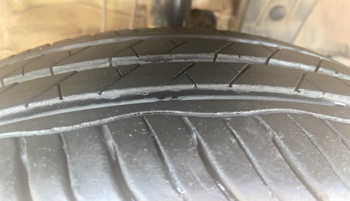 2021 Honda Amaze 1.5L I-DTEC VX CVT, Diesel, Automatic, 1,01,137 km, Right Front Tyre Tread