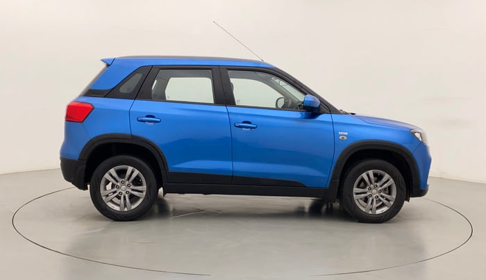 2016 Maruti Vitara Brezza ZDI, Diesel, Manual, 52,772 km, Right Side View
