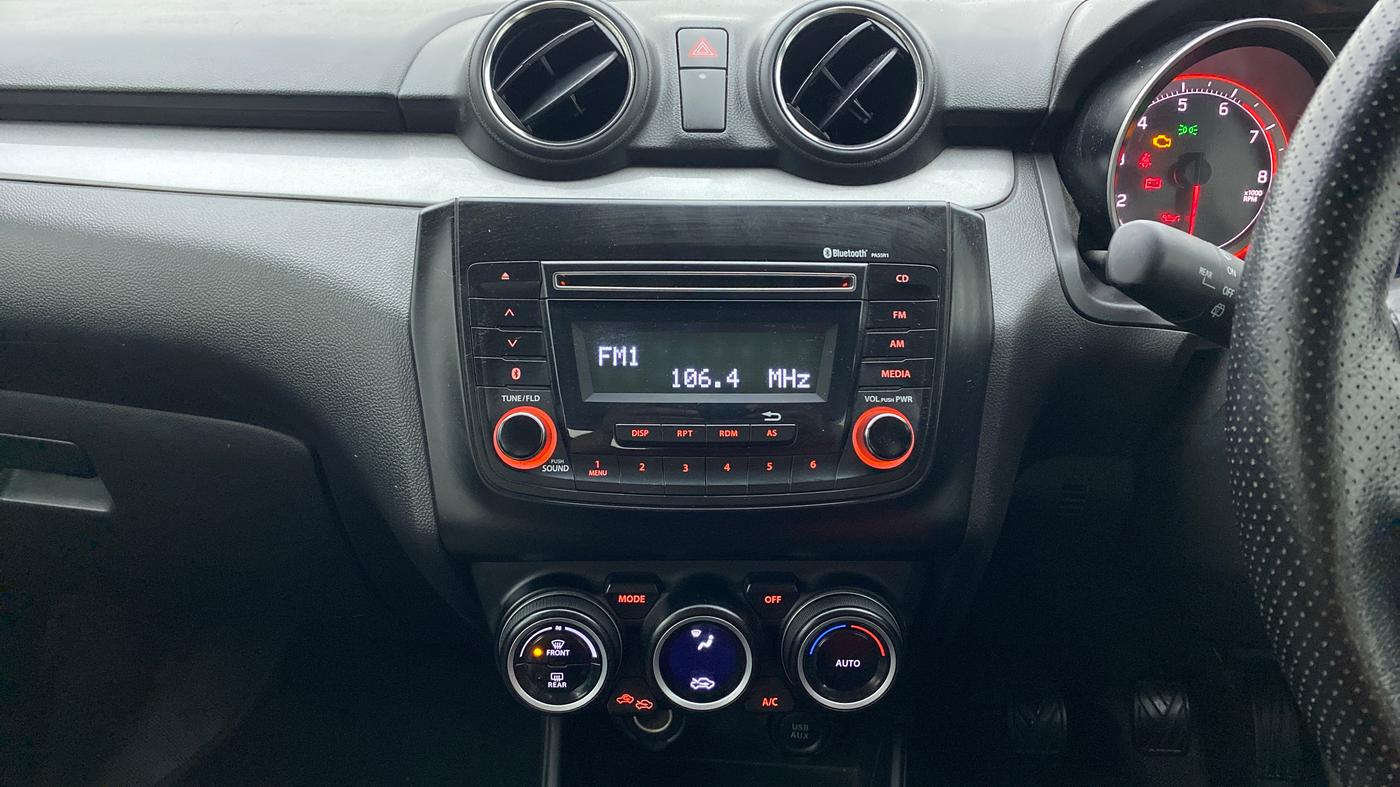 2018 Maruti Swift ZXI, Petrol, Manual, 36,509 km, Air Conditioner