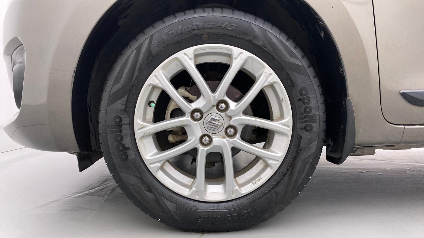 2018 Maruti Swift ZXI, Petrol, Manual, 36,509 km, Left Front Wheel