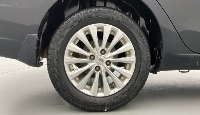 2016 Maruti Ciaz ZXI, Petrol, Manual, 90,894 km, Right Rear Wheel