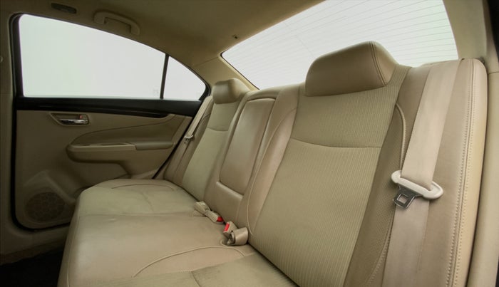 2016 Maruti Ciaz ZXI, Petrol, Manual, 90,894 km, Right Side Rear Door Cabin