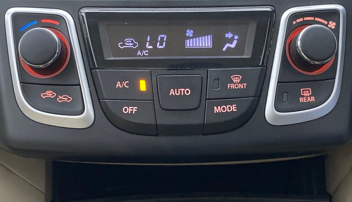 2016 Maruti Ciaz ZXI, Petrol, Manual, 90,894 km, Automatic Climate Control
