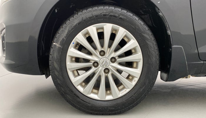 2016 Maruti Ciaz ZXI, Petrol, Manual, 90,894 km, Left Front Wheel