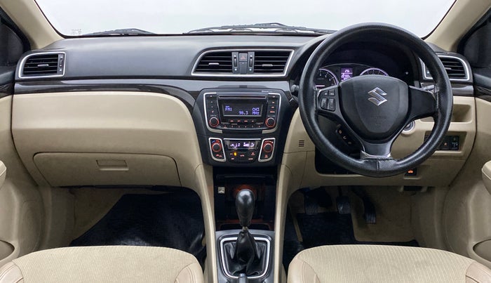 2016 Maruti Ciaz ZXI, Petrol, Manual, 90,894 km, Dashboard