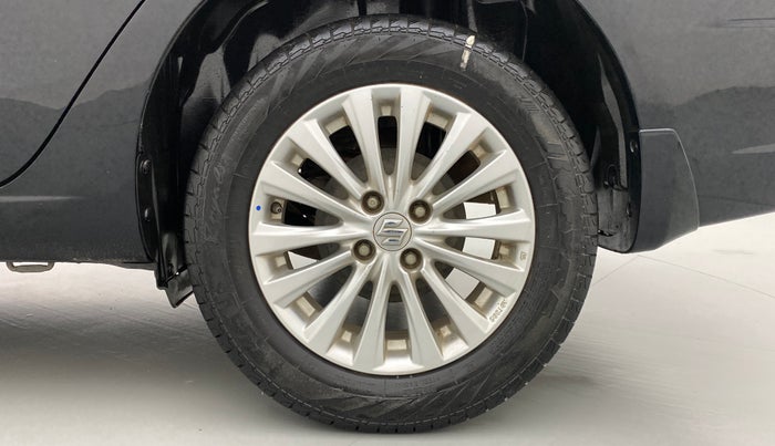 2016 Maruti Ciaz ZXI, Petrol, Manual, 90,894 km, Left Rear Wheel
